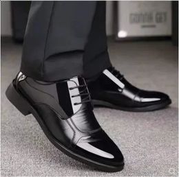 Lacet Up Men Leather Business Formal Oxford Male Bureau Robe de mariée Chaussures chaussures Mocassin Homme 240428 5906