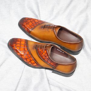 Robe à lacets pour hommes 1832 Véritable cuir breveté Oxfords Bureau des chaussures formelles pour hommes Crocodile Modèle de mariage Footwear