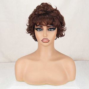 Perruques en dentelle Brown Straight Bangs Short Curly M's Perruque d'âge moyen et âgée Fibre chimique Haute température Soie Hine Perruque Couvre-tête