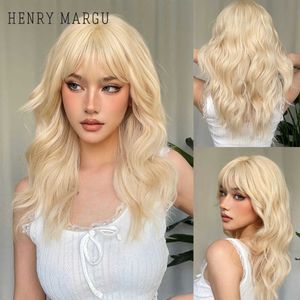Perruques en dentelle HENRY MARGU perruques synthétiques blondes longues ondulées platine perruques de cheveux naturels quotidiens avec frange perruque cosplay pour femmes résistant à la chaleur Z0613