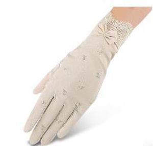 Dentelle femmes en plein air respirant conduite électrique voiture été féminin en mousseline de soie Outsilk crème solaire gant de bal performance performance longue gants