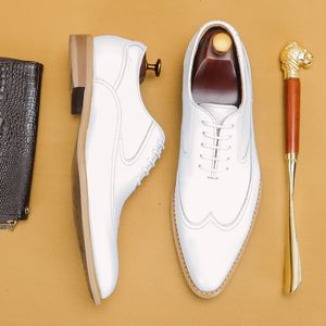 Chaussures en cuir blanches à laçage Men de mariage en cuir authentique formel