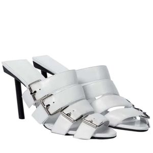 Mesdames 2024 Femmes Vraiment en cuir réel en cuir élevé Sandales décontractées Sandales tongs boucles Robe de mariée Gladiator Chaussures sexy Couleur F1e