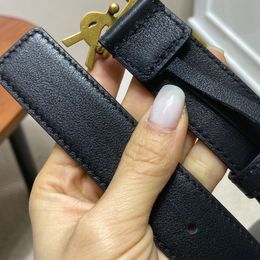 Ladies Belt for Women Designer Belts Lady 30 mm T0p Kwaliteit Luxury merk Offici￫le replica gemaakt van kalfsleer tailleband senior cadeau 050