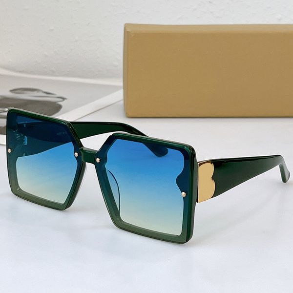 Lunettes de soleil design pour dames E4381 mode personnalité classique cadre carré simple pieds miroir avec lettres voyage club de vacances UV400 lunettes avec boîte