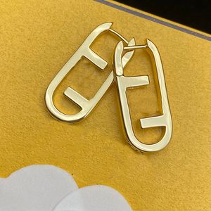 Boucles d'oreilles de marque de mode pour femmes Goujons Femmes Luxurys Charm Hoop Boucles d'oreilles Golden F Ear Studs Designers Bracelet Collier Élégant Boucle d'oreille 2305063BF