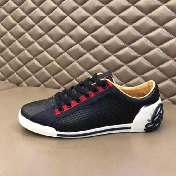 Zapatos casuales transpirables de moda para mujer, zapatillas de deporte estampadas de corte bajo para hombre con diseño de malla de lujo de alta calidad.