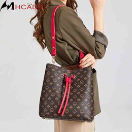 Dames main sacs à bandoulière marque sac seau 2021 sacs à main de luxe femmes en cuir sac à bandoulière concepteur femmes bolsa feminina G220506