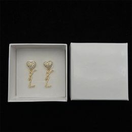 Boucles d'oreilles en forme de cœur pour femmes, classiques de styliste, bijoux de luxe pour femmes, paillettes, diamant, clou d'oreille en Y, perle, cadeau d'amoureux, fête