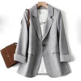 Mesdames à manches longues Spring Casual Blazer Fashion Business Plaid Plaits Femme Work Office Vestes Mabètes S6XL 240417