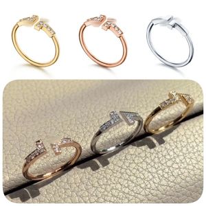 Dames luxe diamanten ring heren dubbele T open liefdesring bruiloft gouden ring populaire mode klassieke sieraden van hoge kwaliteit blauwe doos