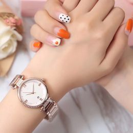 Dames montre à Quartz marque de mode boîtier de luxe montre en diamant 5ATM résistant à l'eau montres de luxe pour femmes