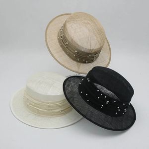 Mesdames Summer Fedoras Sinamay Fansinatior Hat Pearls Band Sun Hat For Women Wide Brim Chapeaux de Mariage Église Derby Coathes 240528