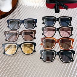 Óculos de sol feminino design clássico verão proteção UV retrô placa quadrada armação completa Óculos de lentes fashion masculinos femininos 7 cores