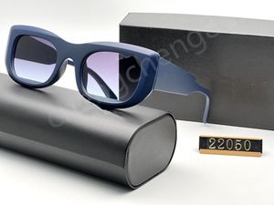 Dames zonnebrillen voor vrouwen 2023 Funky brillen Zomerstijl Anti-ultraviolet retroplaat vierkant Volle frame bril Random Box BB0096