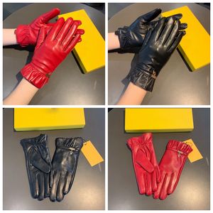 Dames Vintage cinq doigts gants hiver cuir court polaire gant chauffant épaissi gant à la mode élégant gants de protection