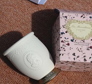 LADUREE LES MERVEILLEUSES Merk Make -upborstels Holder opslagcosmetica Make -up borstelhoesje Emboss Japan Brand9220660