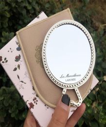 LADUREE Les Merveilleuses miroir de poche handspiegel vintage metalen houder zakcosmetica Make-upspiegel met draagtas retail pa8532831
