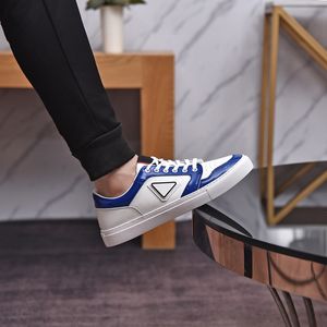 Lady Designer Casual Schoenen Driehoek Dikke Zool Dubbele Wiel Nylon Sneakers Vrouwen Wit Canvas Luxe Lage Lederen Schoenen J1BH