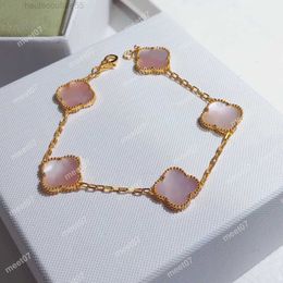 Lady Designer Klaver Roze 5 Bloem Link Chain Armbanden Persoonlijkheid Armbanden Sieraden Dance Party Vrouwen Superieure Kwaliteit