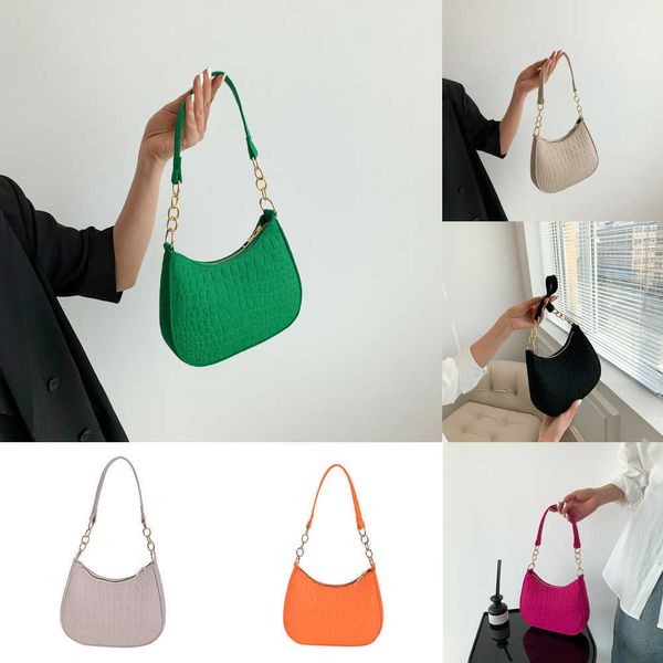 Bolsos de noche para mujer, bolso cruzado de ocio, nueva moda para mujer, pequeño cuadrado de fieltro, cuerpo Popular, hombro Simple informal 230828