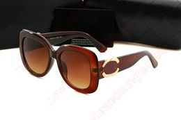 Lady Flat top Lunettes de soleil surdimensionnées Femmes Rétro Femme Big Frames UV400 Lunettes de soleil Cat Eye Galvanoplastie Rivet Lunettes de soleil Shades Lunette De Soleil 88