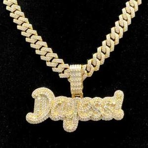 Lady Lady Name Letter Iced Diamond Karat VVS 14K PASS Moissanite 10K Out Tester Real Gold Fine Pendant Woman Custom Sieraden Ktfgf