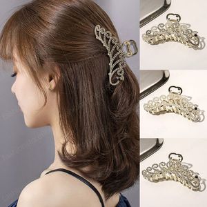 Lady Large Hair Claw Clamp Pearl Rhinestone Metal Clip Alloy Hair Clips Retro Women Barrettes Hairpin Hair Accessoire