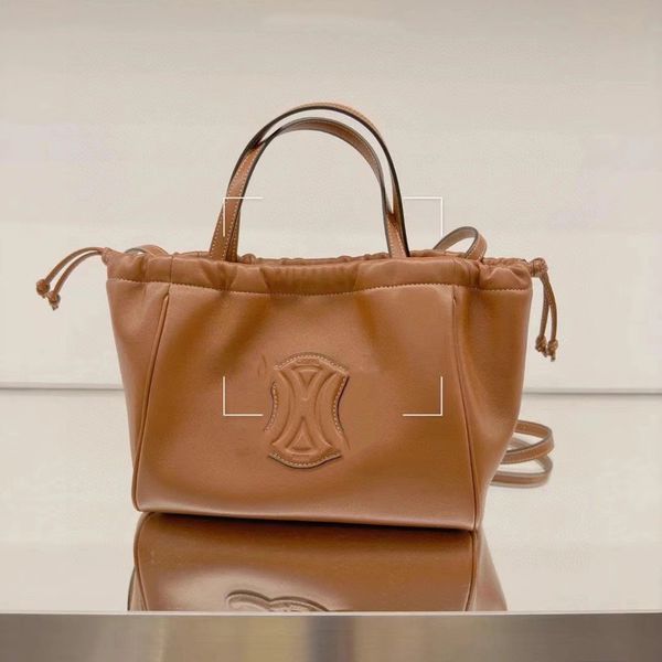 Bolso de mano de lujo para mujer Bolso de mano con cordón Diseñador de mujer Ce Classic Big Logo Hombro en forma de T Bolsos de moda Bolso de mujer marrón Cuero suave de alta calidad 22 cm