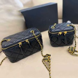 Lady Mini Cosmetic Bags Box Bolsos de hombro con ajuste trenzado de cuero metálico Gold-tone Metal Hardware Chain Diamond Quilting Bolsos franceses
