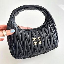 Fashion de sac à main Lady Miui Matelasse Fashion Mélançage Sac de créateur Top Handle Tote Luxurys Pochette Sac à emporte-arm