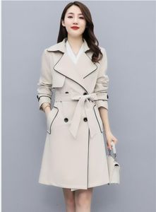 Trench Trench Coats de couleur noire de Lady's Black's Women Fashion Fashion Angleterre Middle Long Coat Double Poit