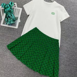 Lady's shorts set dames tweedelige outfits zomer mode letter streep crop top short mouw t-shirt rokpak