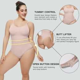 Le nouveau costume de mise en forme du corps de Tik Tok pour femme, une pièce ajustée, avec un ventre fermé et un entrejambe ouvert, un string amincissant