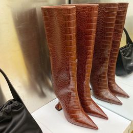 Lady Femmes 2024 Nouveau style Bottes de genou Patent Patent en cuir en cuir en cuir