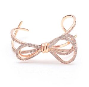 Ladys Elegant Luxury Brangles Beau Bowknot Design Terre Girl Charm Bijoux Bracelets Ajustement pour les femmes 21071387554604379805