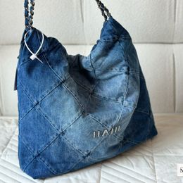 Laides Designer 22 Bolsos de Hombro de Compras de Mezclilla Azul Pequeños Hardware de Metal Plateado Bolso de Cadena Matelasse Sacoche de Gran Capacidad con Monedero Bolsillo de Billetera 36 cm