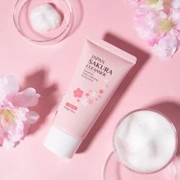 Laikou Japón Sakura Cleanser Repash Gengle Limpieza profunda Hidratante Retirar el poro Blackhead de la cara Cimpilador de la piel del cuidado de la piel 50G 240514