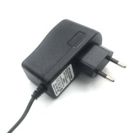 LAIMAIECO DC 12.6V 1A 1000MA 18650 Chargeur de batterie au lithium 5.5 * 2.1 Adaptateur d'alimentation pour le tournevis électrique électrique