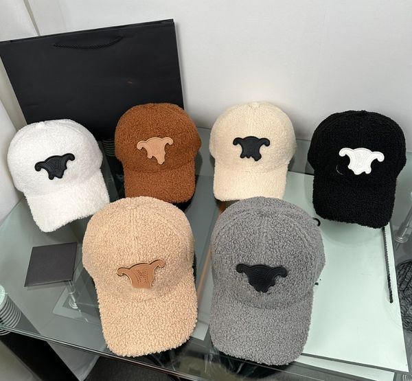 Gorra de piel de cordero con pico duro, gorra de béisbol cálida para hombre y mujer, con cara pequeña, otoño e invierno, venta al por mayor