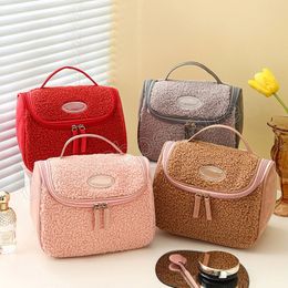 Sac à cosmétiques en velours d'agneau pour femmes, sac de lavage de voyage de grande capacité, sac de rangement Portable pour soins de la peau