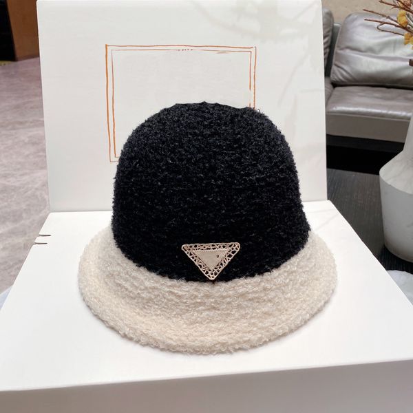 Chapeau seau en laine d'agneau pour femmes, avec lettres de styliste, couleur assortie, chapeaux chauds Bob pour l'extérieur, casquette Panama chaude