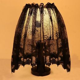 Lamp Covers Shades Halloween Shade Cover Zwart Kant Spider Web Bat Venster Deur Gordijn Open haard Mantel Sjaal Party Woondecoratie