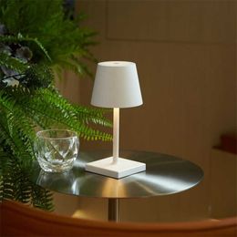 Lampen LED Draadloze Mini Pro -tafellamp met USB -oplaadbare batterij voor restaurant Dining Room AA230421