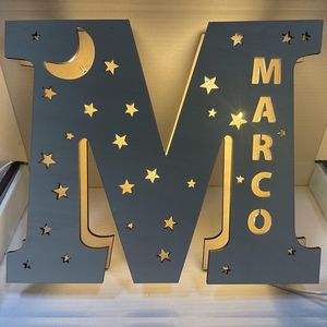 Lampen tinten Aangepaste wanddecor Led Night Light 24 Letters With Name Stars Moon Slaapkamer Decor Baby Lamp Lamp Kerstmis Kindercadeaus 230418