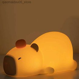 Lámparas de lámparas Luces de silicona de dibujos animados de lámparas Capybara Capybara Night USB Carga Dimming Sleep Night Light Usada para decorar habitaciones para niños como regalos de cumpleaños Q240416