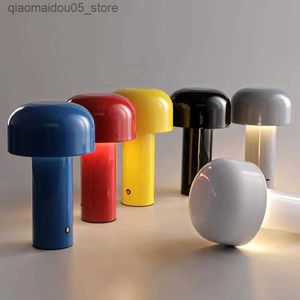 Lampes nuances designer italien portable table de champignons lampe nordique nordique léger tactile sans fil charge usb lampe de chevet Q240416