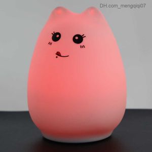 Lampenkappen Lampenkappen Mini Kawaii Kat Baby Nachtlampje 7-kleuren touch kleurverandering oogbescherming slaapkamer bedlampje kindercadeau 230609 Z230805