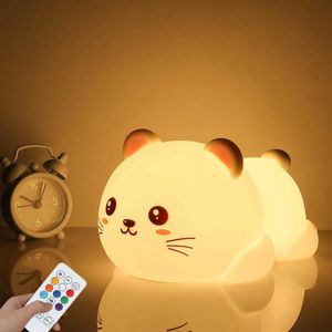 Lámparas de sombras LED lindo gato silicona luz nocturna de 8 colores Luz de noche USB con control remoto Regalo Baby Room Baby Night Light WX5.30