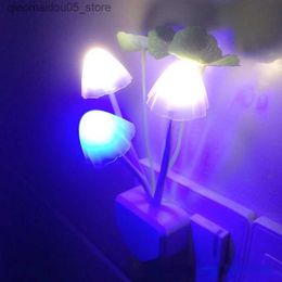 Lampes Shades LED Night Light AC110V-220V EU / US Capteur de lumière de bouche 3 LED Colored Night Night Light Chambre Mur Light Childrens Gift Q240416